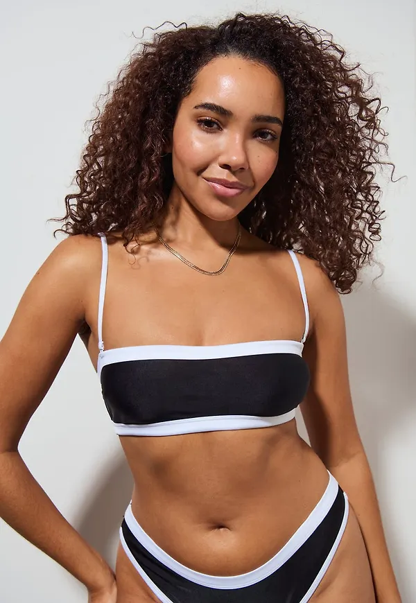 Contrast bikini bandeau
