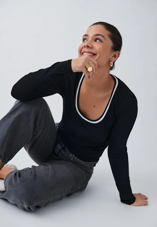 Contrast long sleeve top