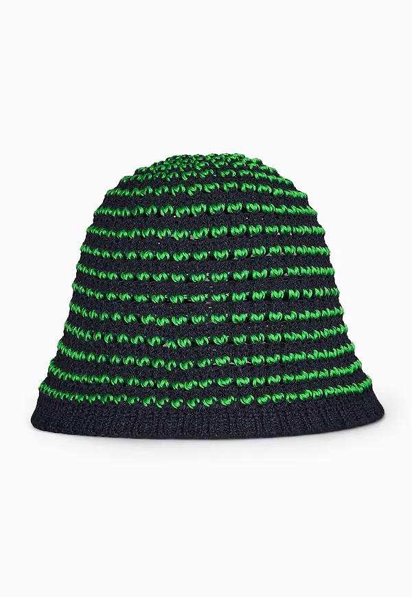 CROCHET BUCKET HAT