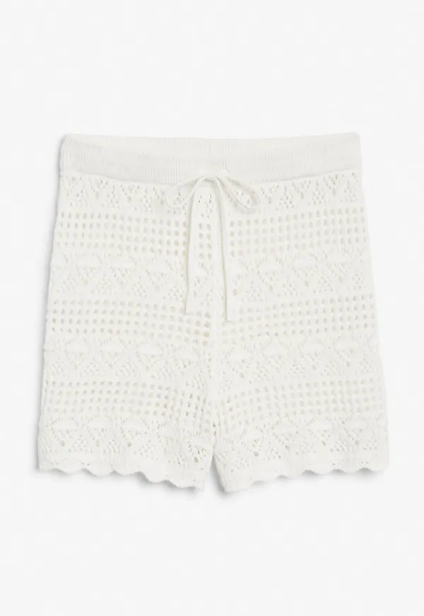 Crochet style shorts - White