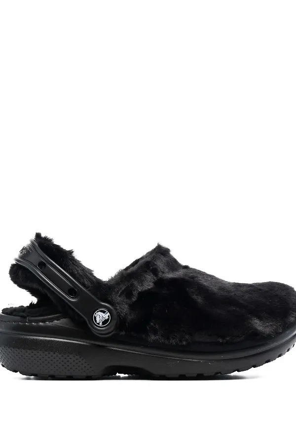 Crocs slingback-skor i konstpäls - Svart