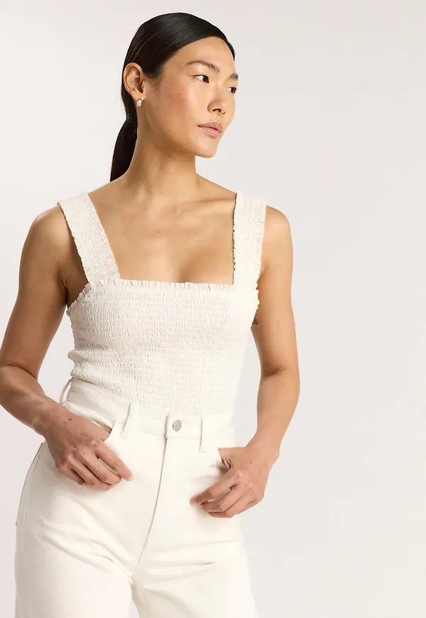 Croppat linne med smock