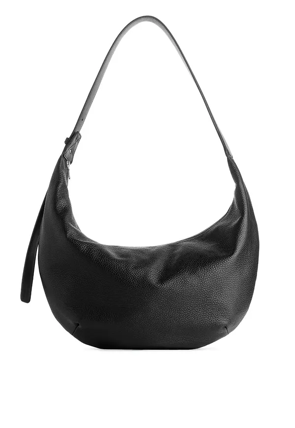 Curved Leather Bag - Black