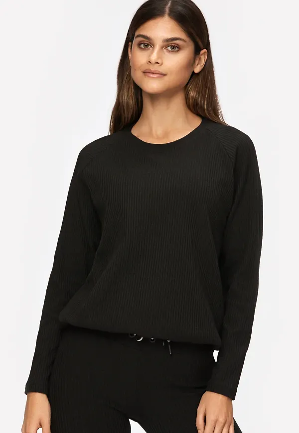 Cush Sweater Black