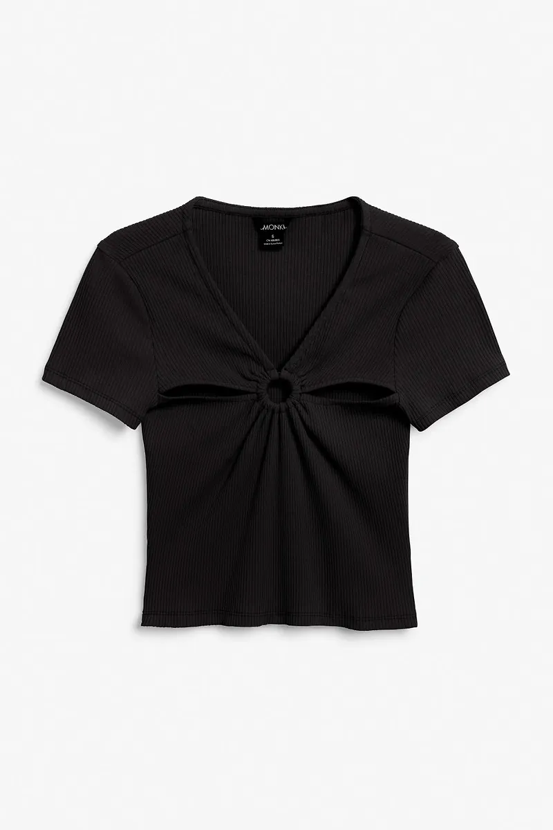 Cut-out crop top with ring detail - Black