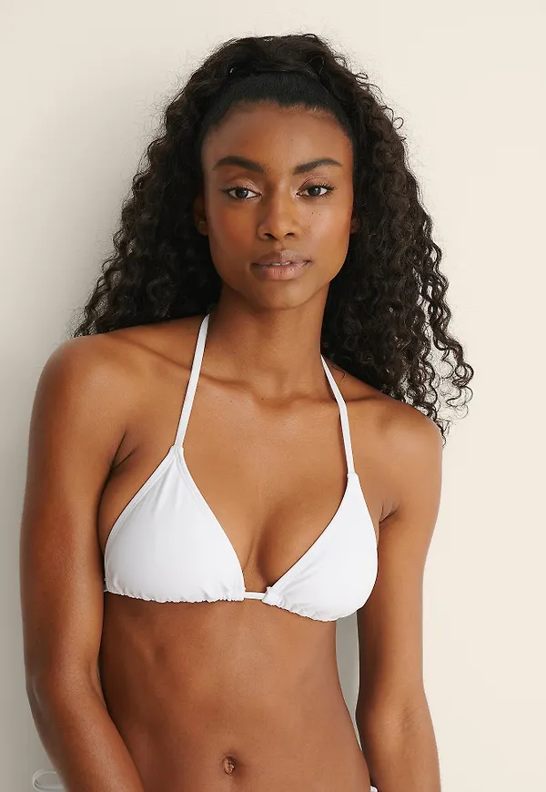NA-KD Swimwear Återvunnen triangelbikinitopp - White