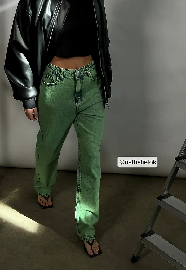 NA-KD Trend Ekologiska jeans med hög midja och vida ben - Green