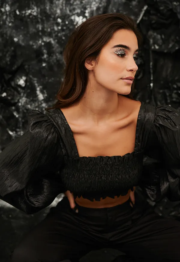 NA-KD Party Shiny Smocked Cropped Top - Black