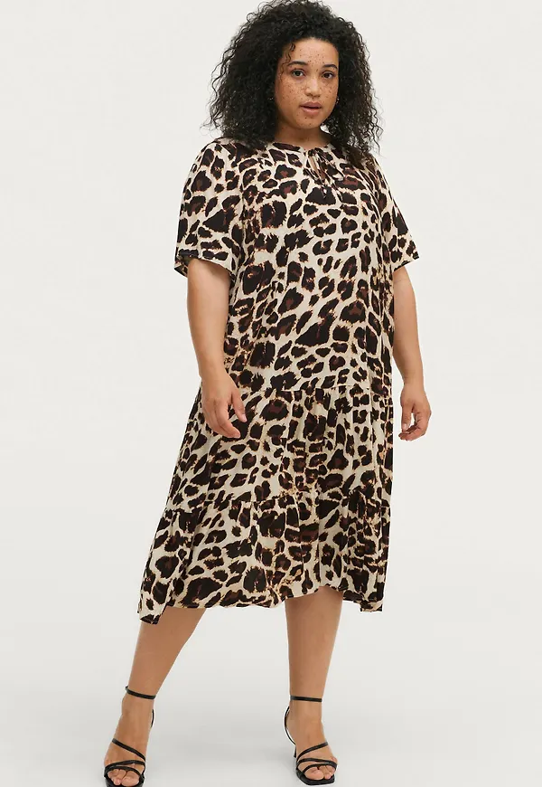 Zizzi - Klänning vBella S/S Blk Dress - Multi