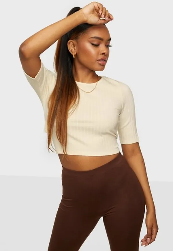 Pieces Pctiana Ss Cropped Top Bc Vardagsblusar