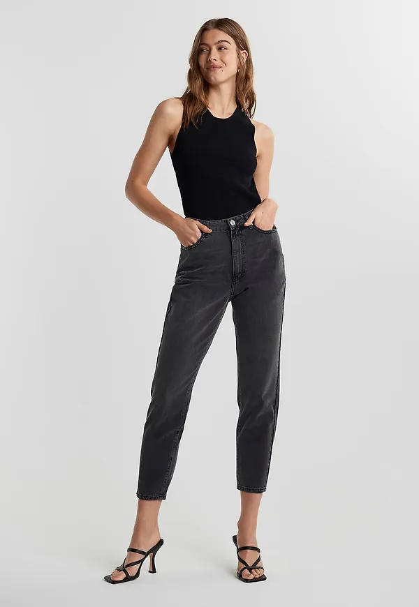 Dagny mom jeans
