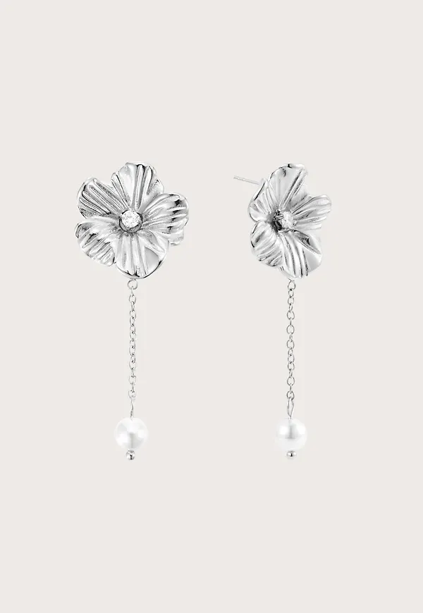 Daisy Pendant Earring