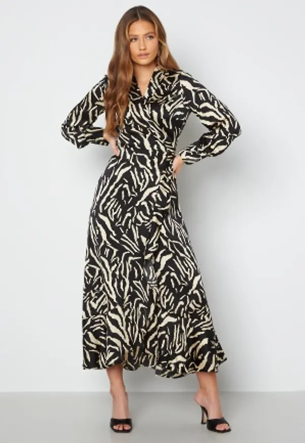 Object Collectors Item Papaya L/S Wrap Long Dress Black AOP Graphic 36