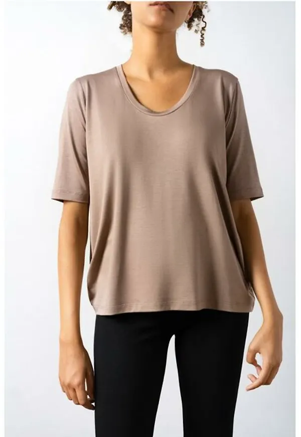 Tuma Tee