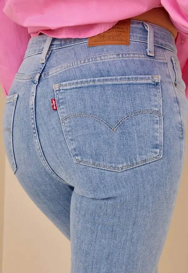 Levi's 721 High Rise Skinny Snatched Skinny