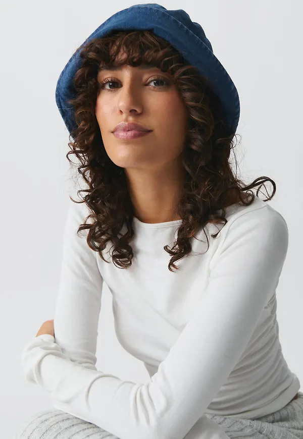 Denim bucket hat