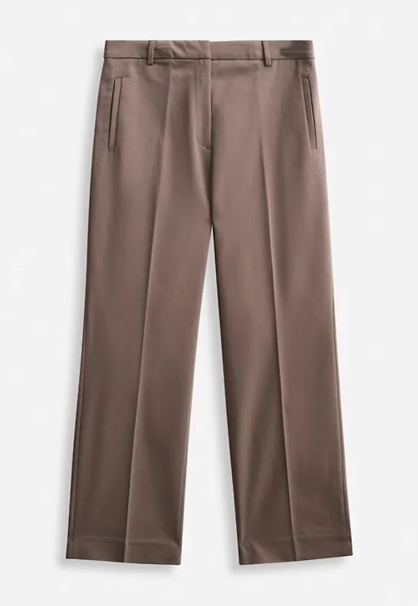 Desi straight cropped trs