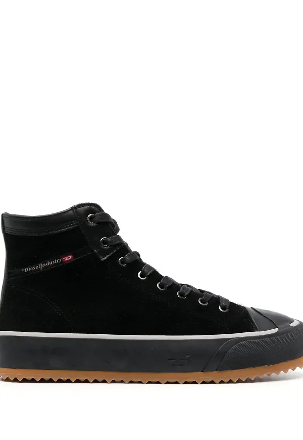 Diesel höga sneakers i mocka - Svart