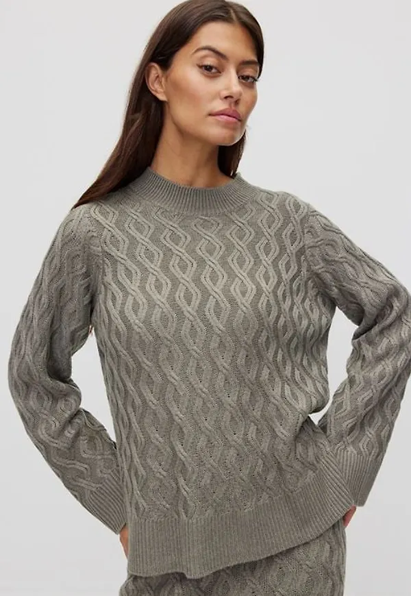 Dobber Reese knit Stickade tröjor