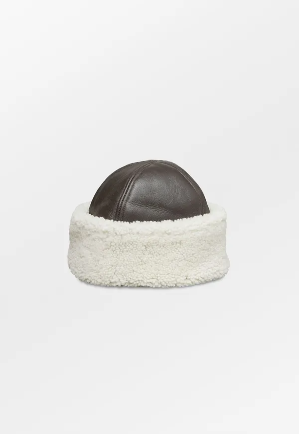 Dora Smooth Shearling Hat