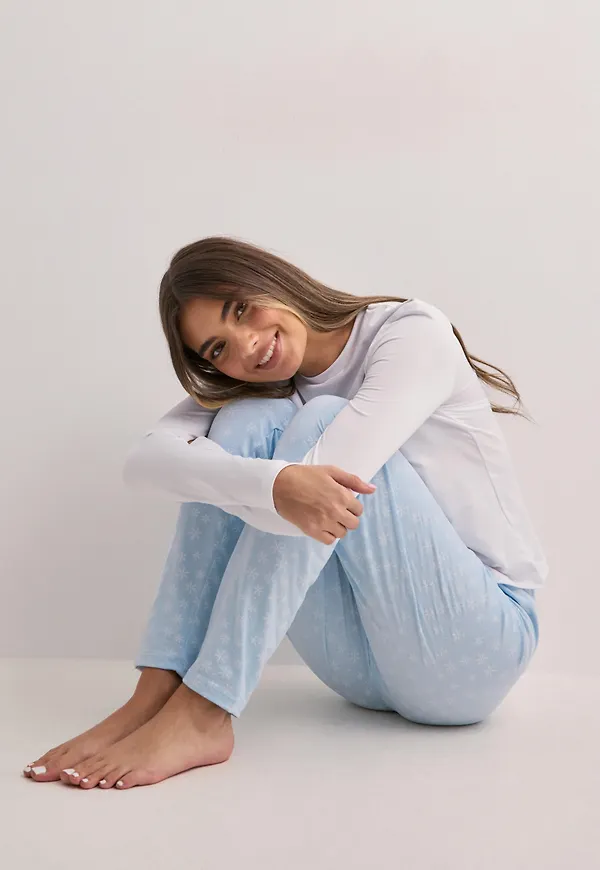 DORINA - Vit - Bianca Pyjama Top & Pants