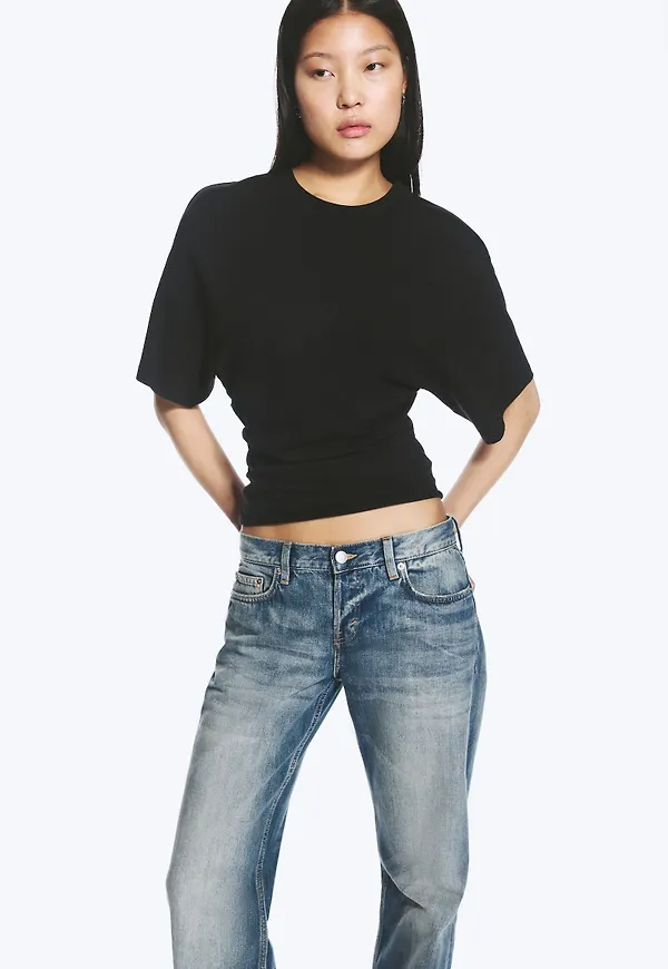 DRAPED FITTED T-SHIRT