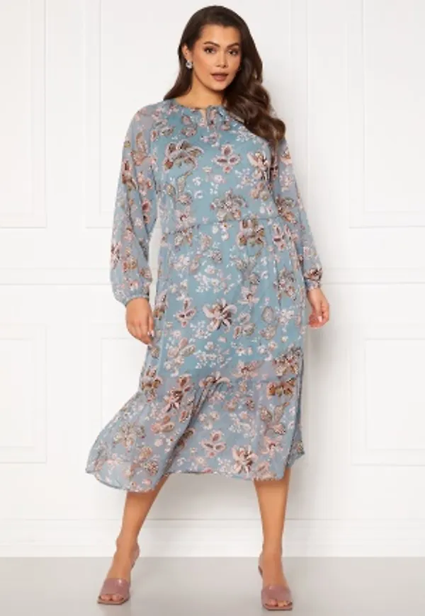 Only Carmakoma Daisy LS Calf Dress Blue Mirage AOP Flow 46