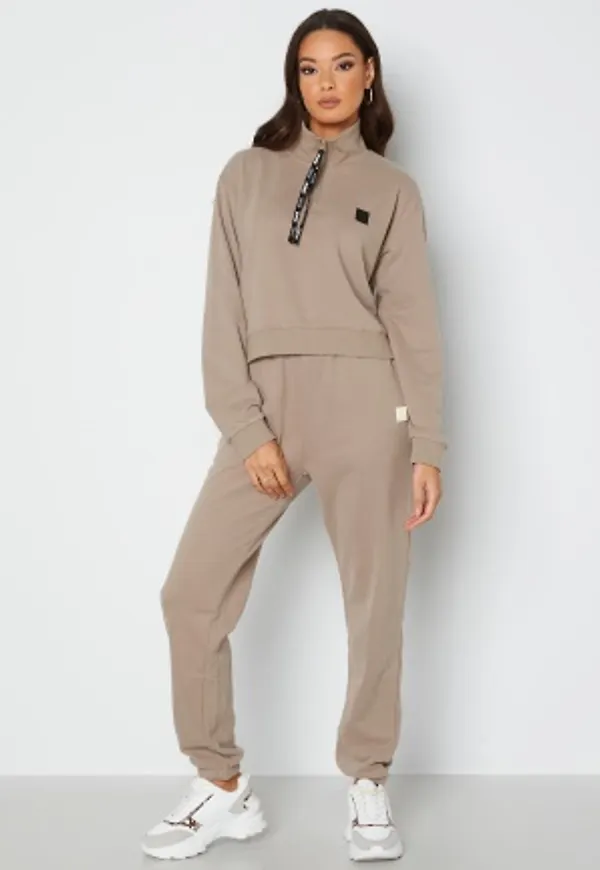 Svea W. Toxic Sweat Pants 320 Mole M