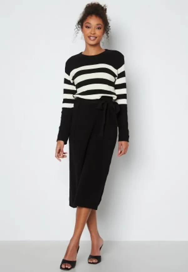 Happy Holly Lone knitted dress Black / Striped 32/34