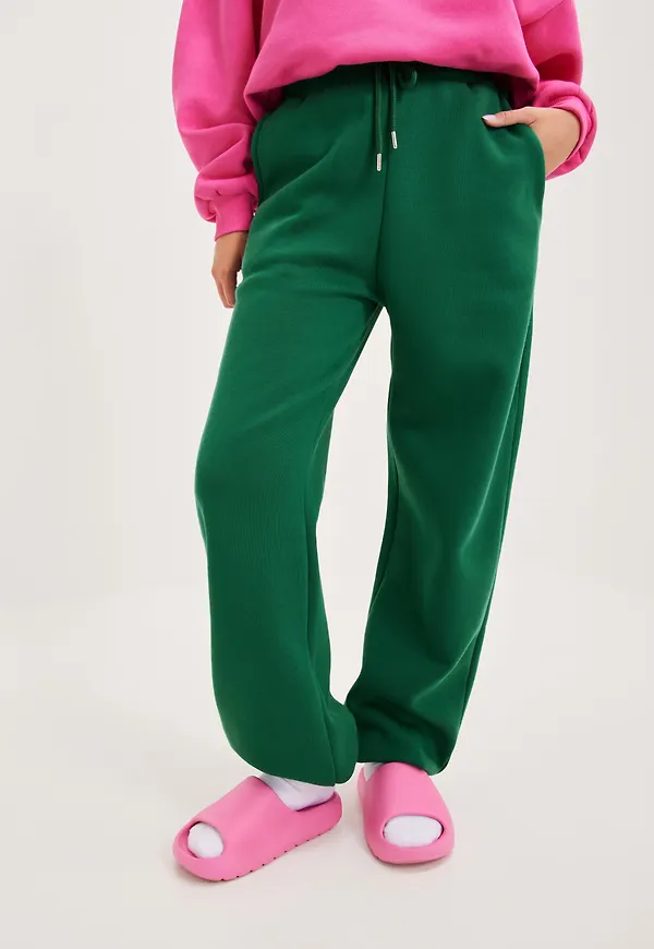 NLY Trend - Byxor - Dark Green - Perfect Slouchy Sweat Pants - Byxor & Shorts - Pants