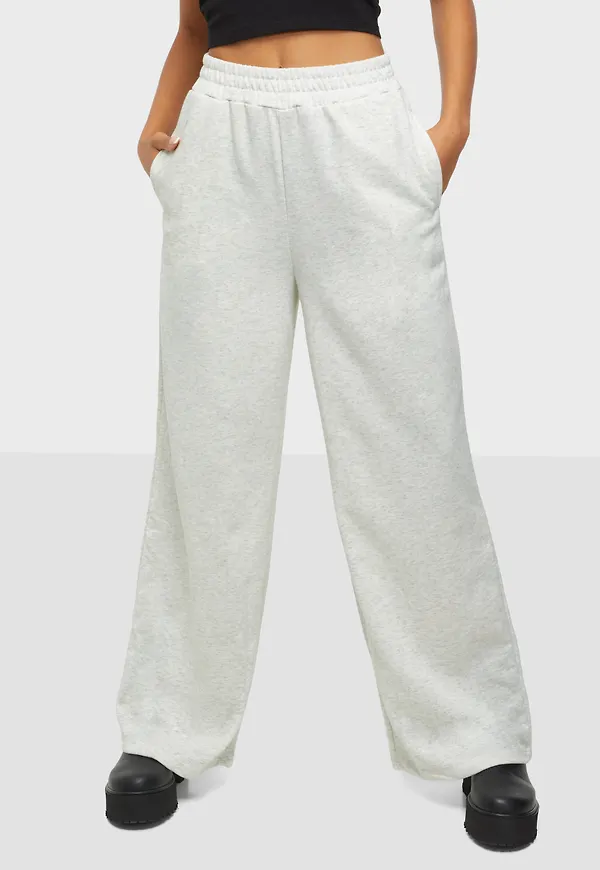 Pieces - Mjukisbyxor - Pcchilli Summer Hw Wide Sweat Pants - Byxor & Shorts