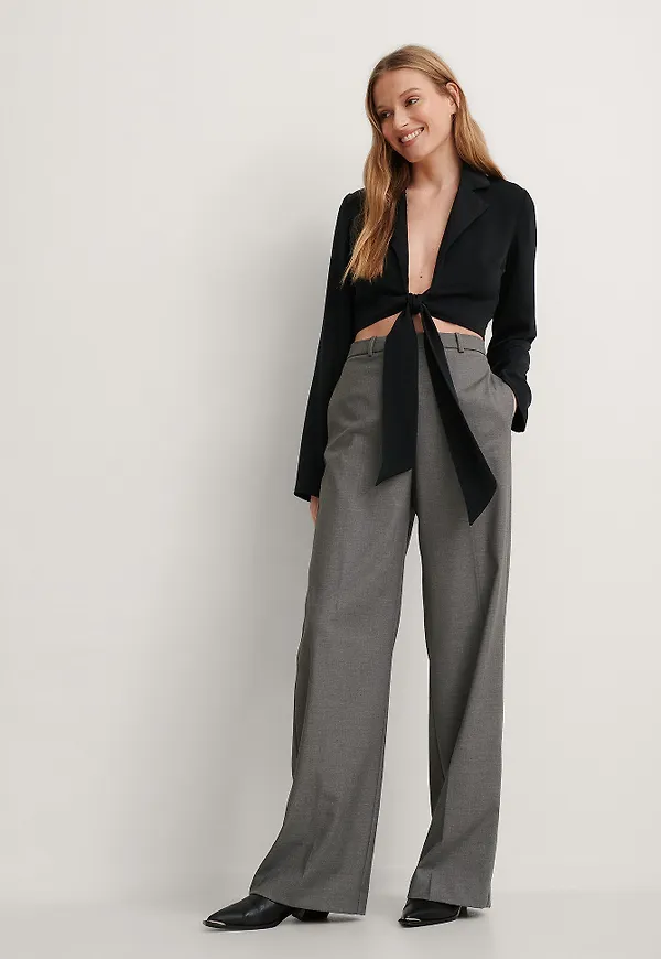NA-KD Trend Blus Med Knytning Fram - Black