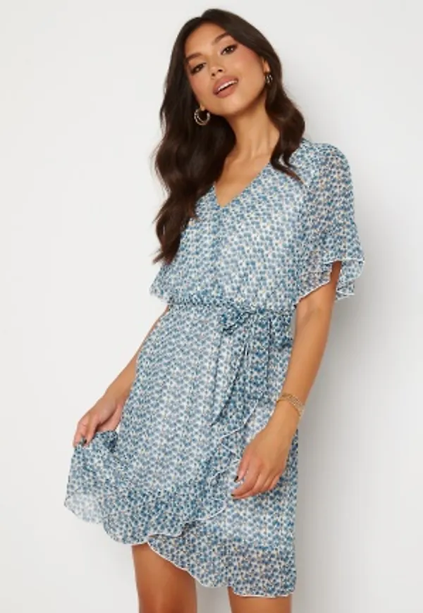 Sisters Point New Greto Dress 116 Cream/Blue M