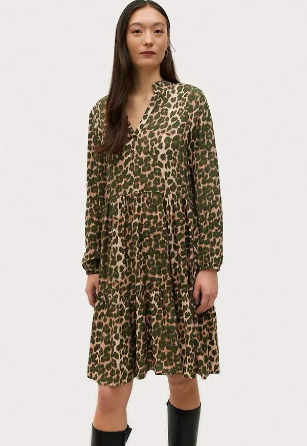 Saint Tropez - Klänning EdaSZ LS Dress - Brun