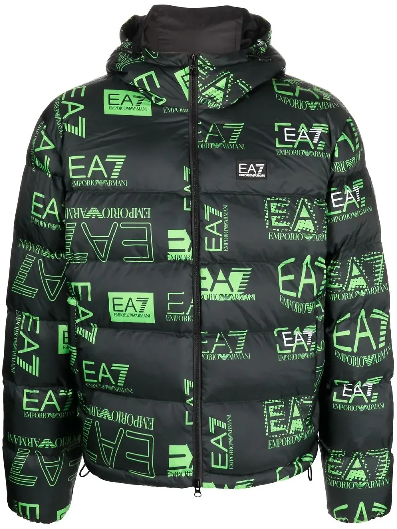 Ea7 Emporio Armani puffjacka med logotyp - Svart