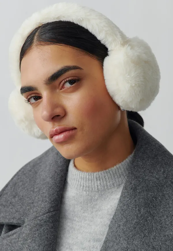 Earmuffs