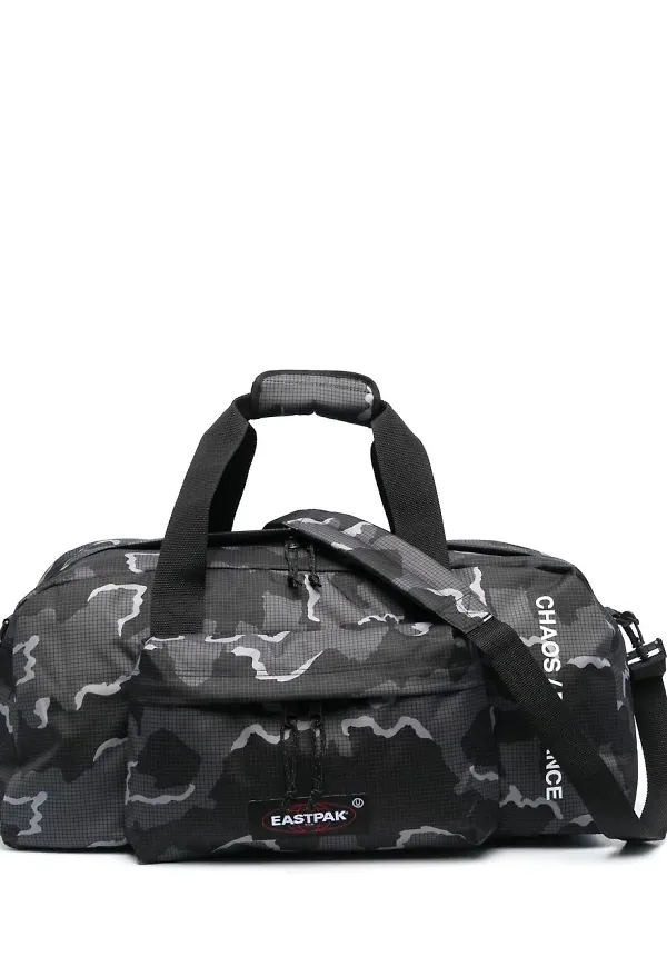 Eastpak weekendväska med grafiskt tryck - Svart