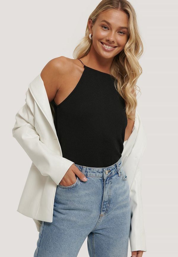 NA-KD Crepelinne Med Spagettiband - Black