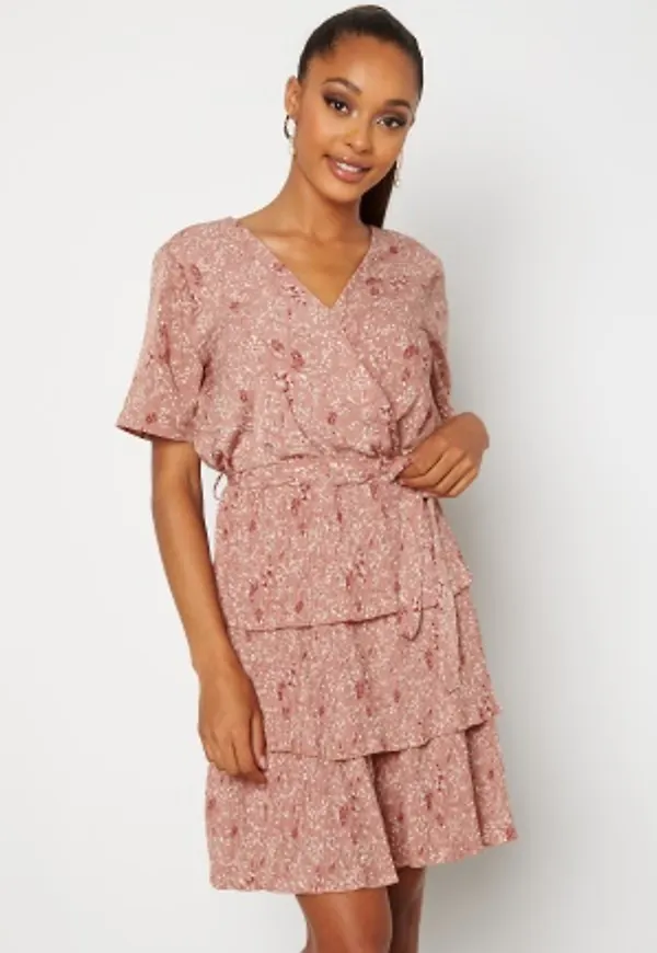 Sisters Point Nekko Dress 531 D.blush/ Cream S