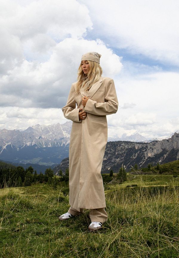 Ella Karberg x NA-KD Lång kappa i manchester - Beige