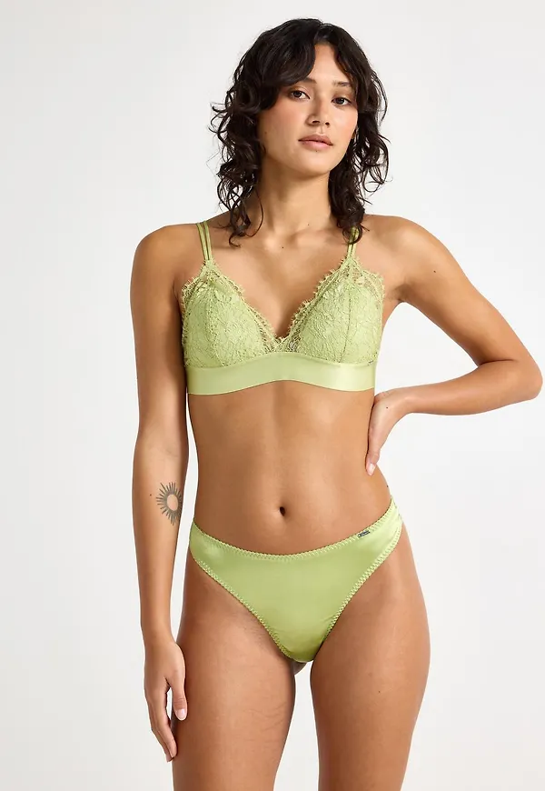 ella m – stringtrosa i satin