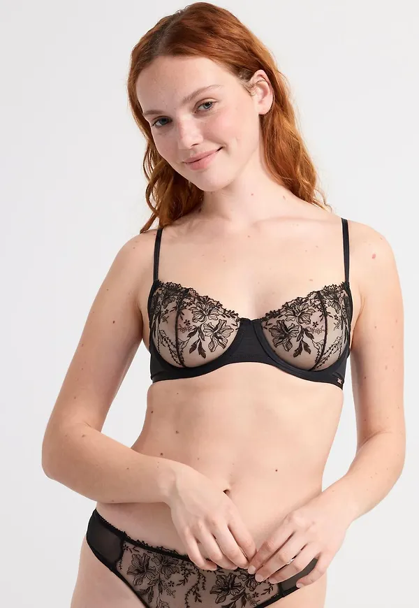 ella m – stringtrosa med spets