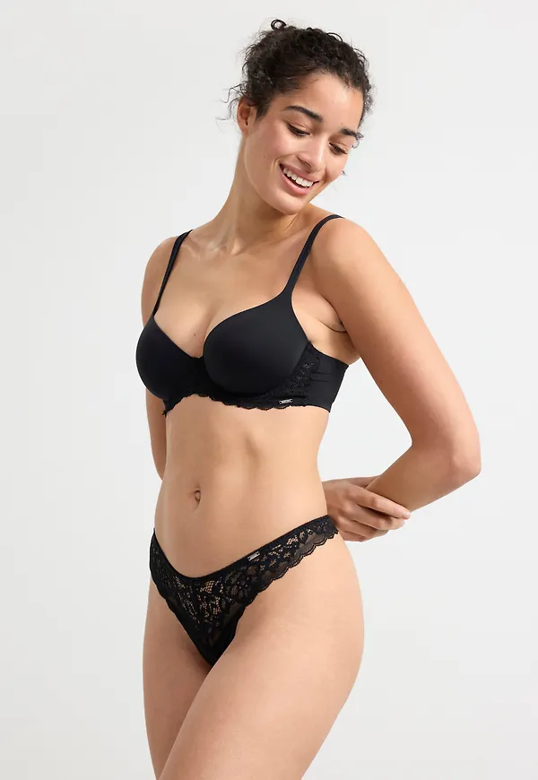 ella m – Stringtrosa regular