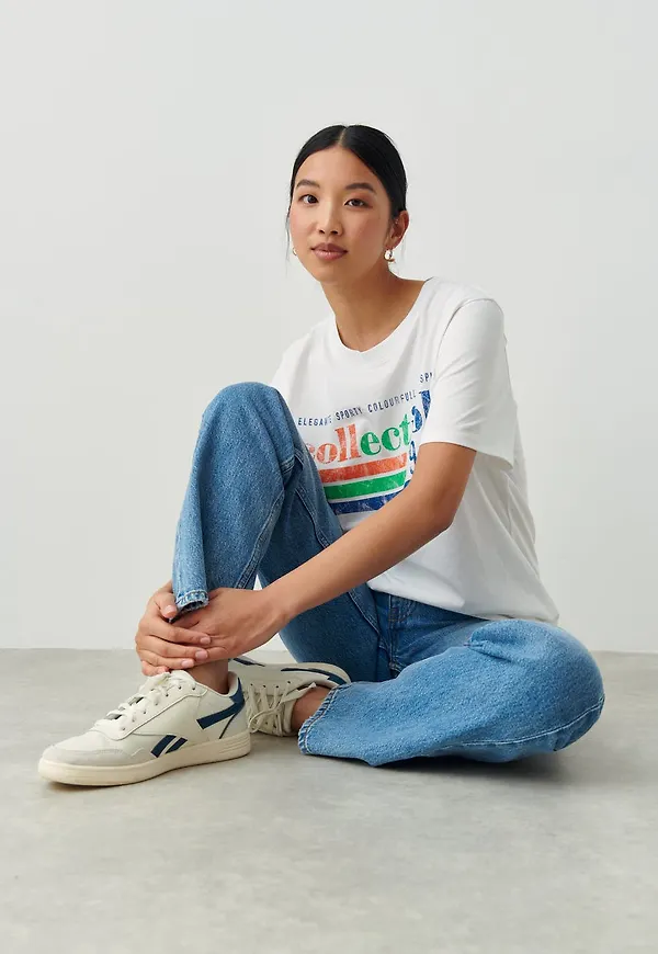 Ellie tee