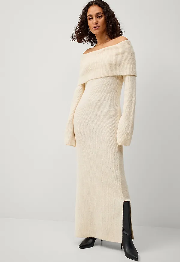 Ellos Collection - Figurformad maxiklänning - Beige