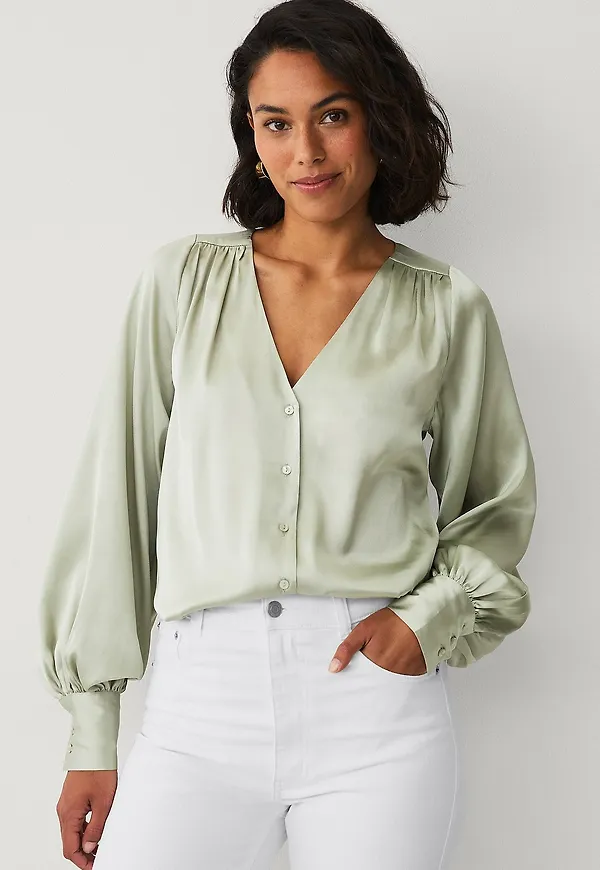 Ellos Collection - Satinblus med knäppning - Grön