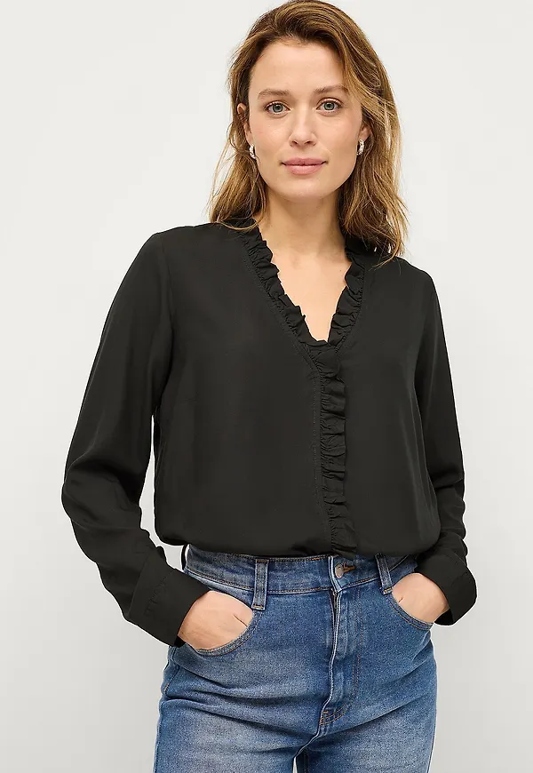 Ellos Collection - Viskosblus med volangdetalj - Svart