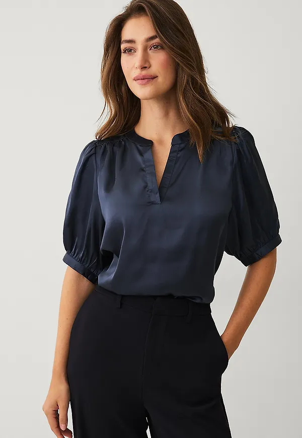 Ellos Collection - Blus i glansig satin - Blå