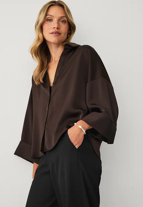 Ellos Collection - Blus i satin - Brun