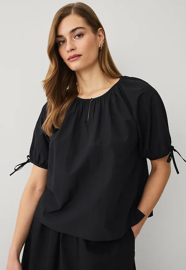 Ellos Collection - Blus med nyckelhålsöppning - Svart